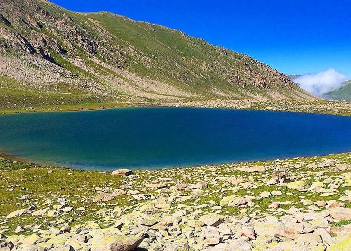 Cofkun Gölü Kaçkar Dağları-Rize'de gezilecek yerler