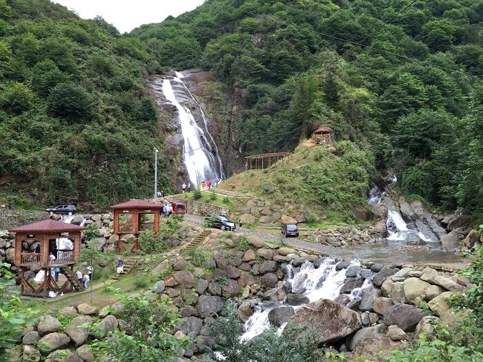 Ağaran Şelalesi-Rize Gezi Rehberi